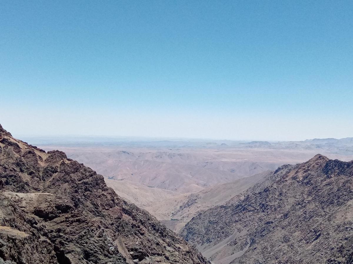 Auberge Toubkal Amsouzart Aitst Idar Tizgui Экстерьер фото
